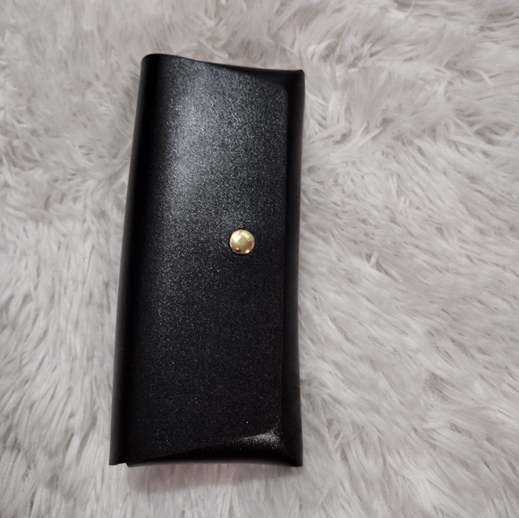 Black Sunglasses/Glasses Protective Case PVC one size fits most - Picture 4 of 4